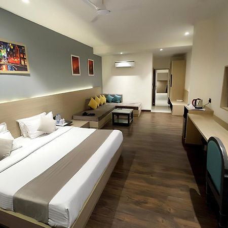 Hotel Classic Residency Kālka Extérieur photo