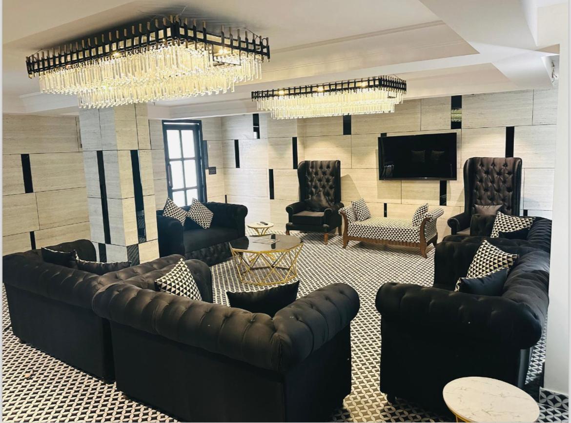 Hotel Classic Residency Kālka Extérieur photo